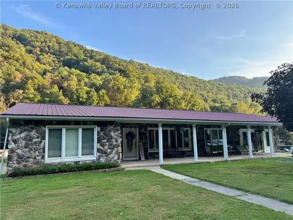 5078 Huff Creek Highway, Davin, WV 25617