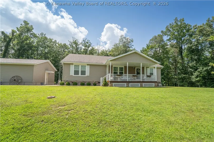 300 Valley View Drive, Clendenin, WV 25030 - #3