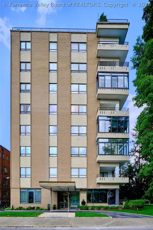 1578 Kanawha Boulevard E #3D, Charleston, WV 25311