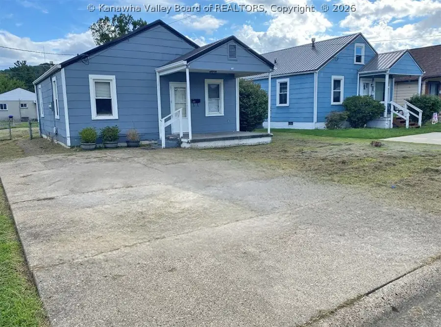 2117 Lincoln Avenue, Saint Albans, WV 25177 - #2