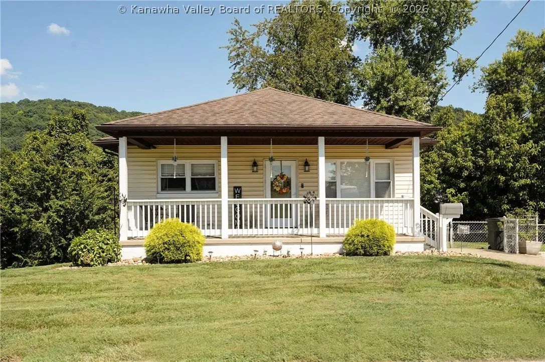601 Kanawha Avenue, Nitro, WV 25143 - #1