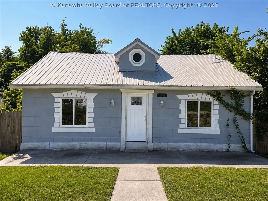 320 Birch Street, Saint Albans, WV 25177 - #1