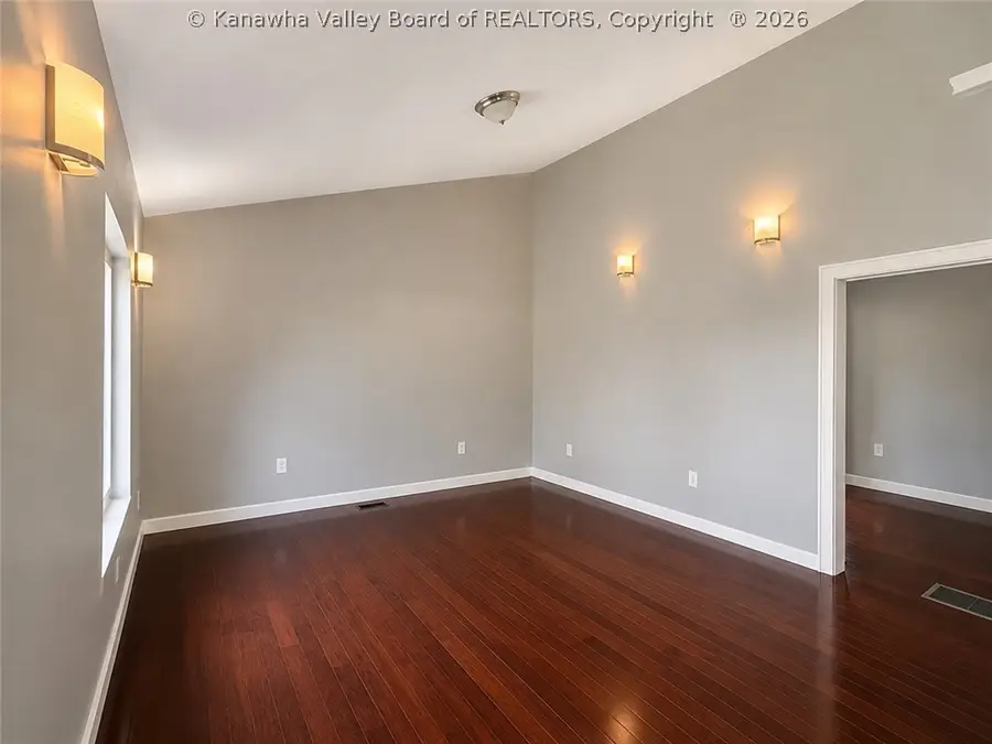 320 Birch Street, Saint Albans, WV 25177 - #2