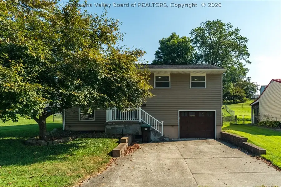 318 Belvue Drive, Hurricane, WV 25526 - #2