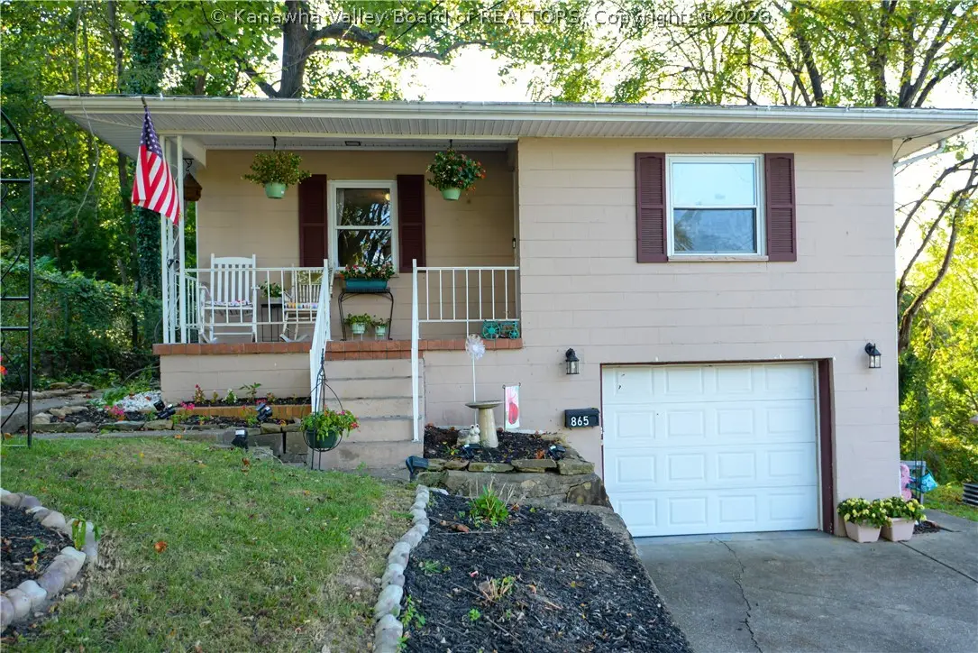 865 Hudson Street, Saint Albans, WV 25177 - #1