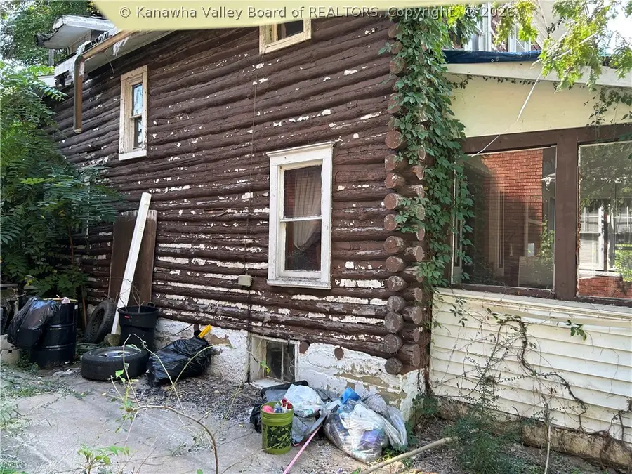1427 Columbia Avenue, Huntington, WV 25701 - #3