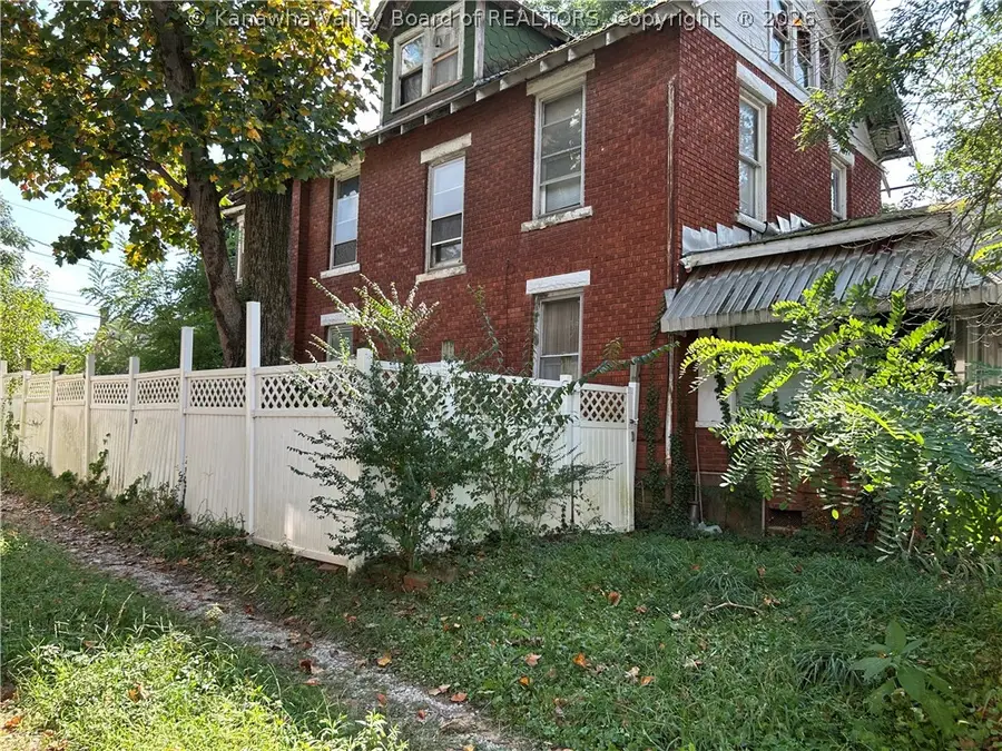 1429 Columbia Avenue, Huntington, WV 25701 - #2