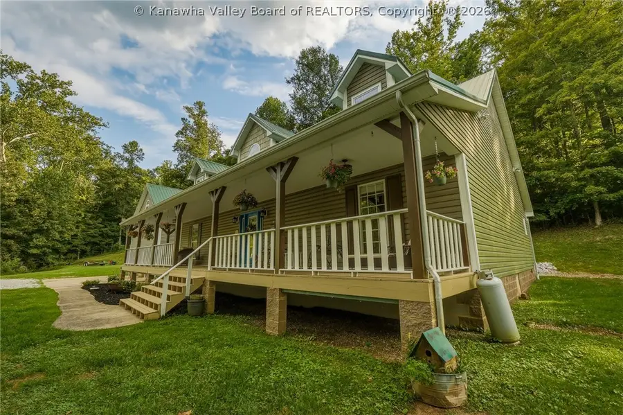 2337 Hutchinson Branch Road, Kenova, WV 25530 - #2