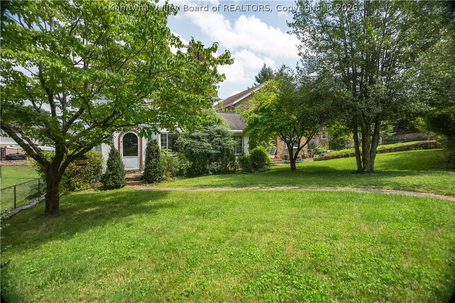 1110 Oakmont Road, Charleston, WV 25314 - #3