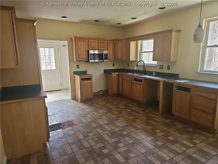 325 Fishers Branch Road, Sissonville, WV 25312 - #3