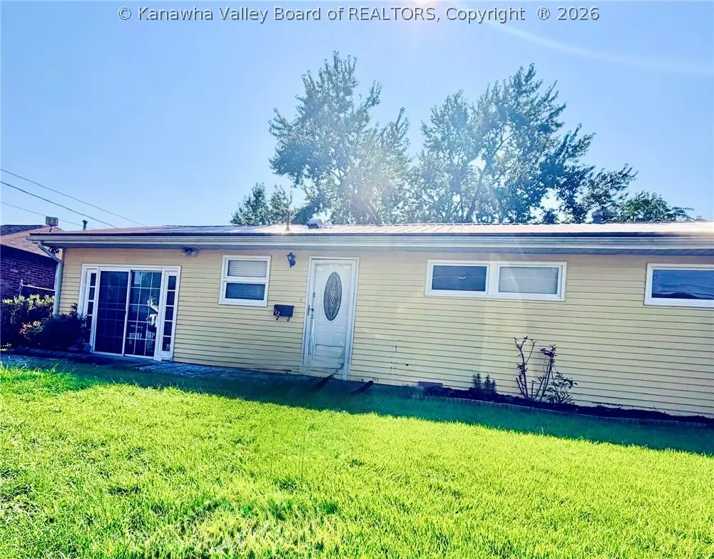 112 Kanawha Avenue, Nitro, WV 25143 - #1