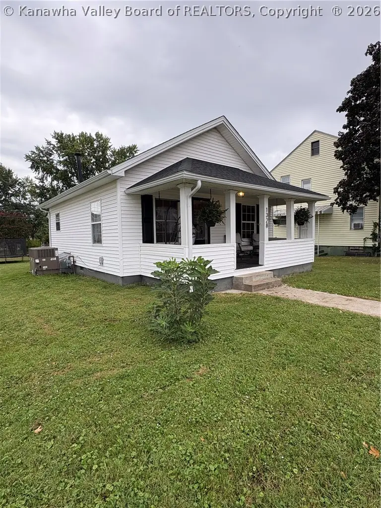1328 Grosscup Avenue, Dunbar, WV 25064 - #3