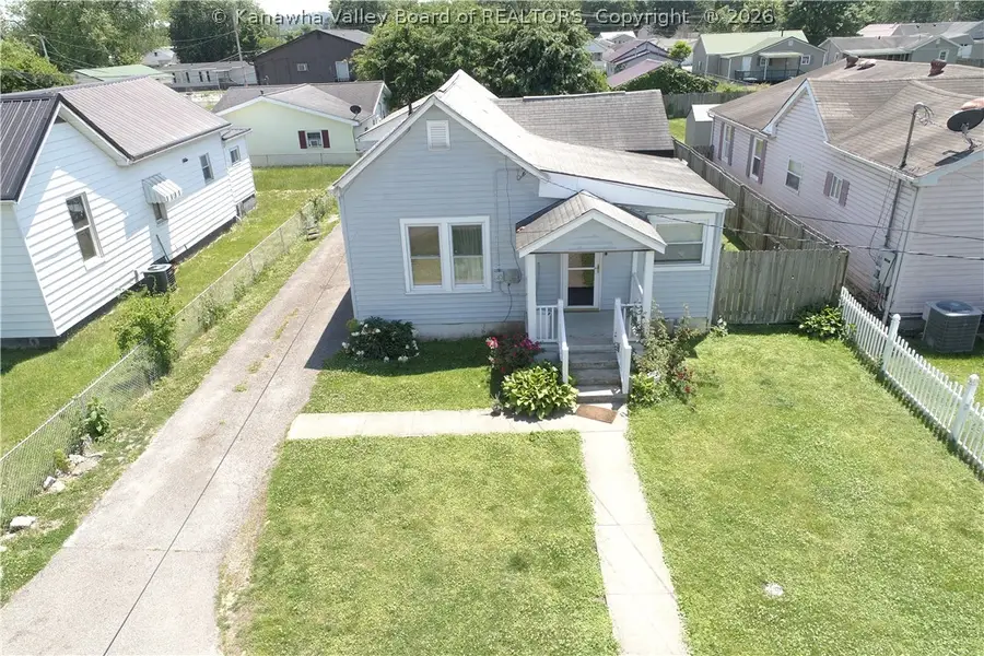 117 5th Street N, Saint Albans, WV 25177 - #2