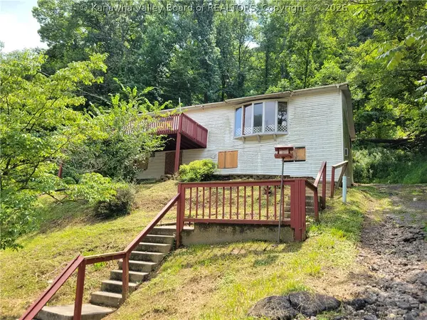 216 Campbells Creek Drive, Charleston, WV 25306