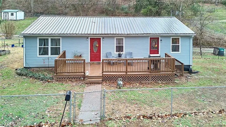 104 Woodland Drive, Nitro, WV 25143 - #2