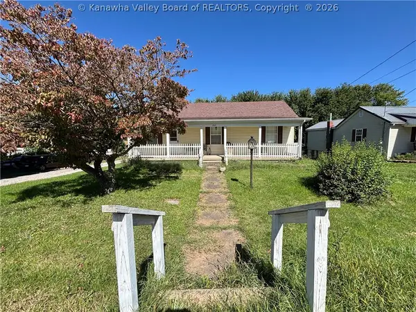 265 Pike Street, Hartford, WV 25247