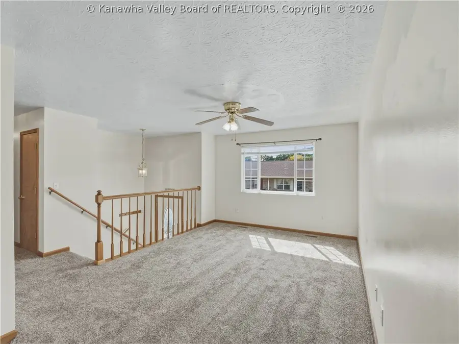 1702 Jackson Avenue, Saint Albans, WV 25177 - #2