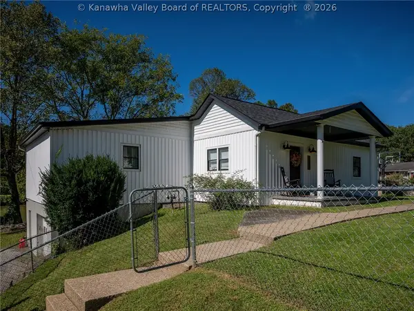 1237 Snow Lane, St Albans, WV 25177