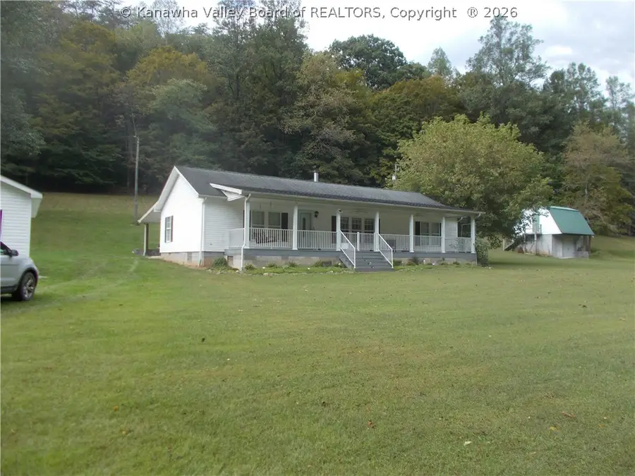 98 Santee Lane, Hurricane, WV 25526 - #2