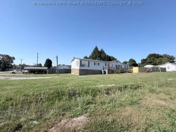 247 Virginia Avenue, Culloden, WV 25510