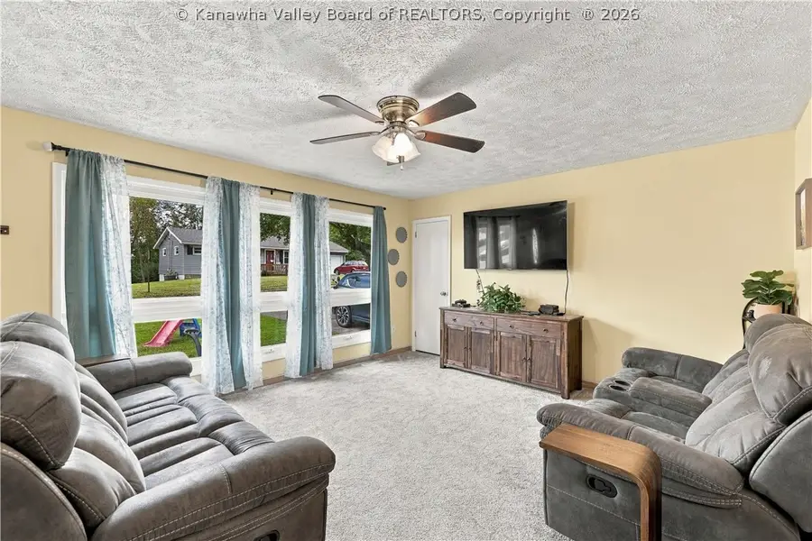 1718 Forest Hills Drive, Vienna, WV 26105 - #2