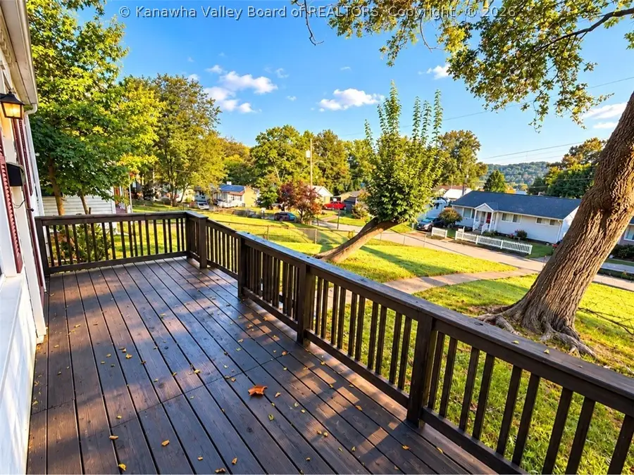 2913 Pence Street, South Charleston, WV 52303 - #3