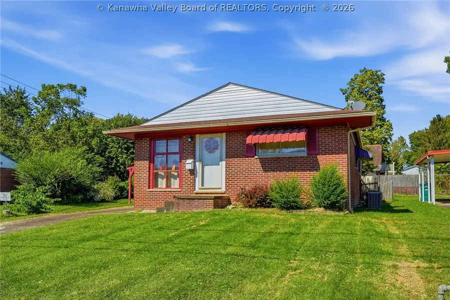 300 Ada Dell Avenue, Hurricane, WV 25526 - #2