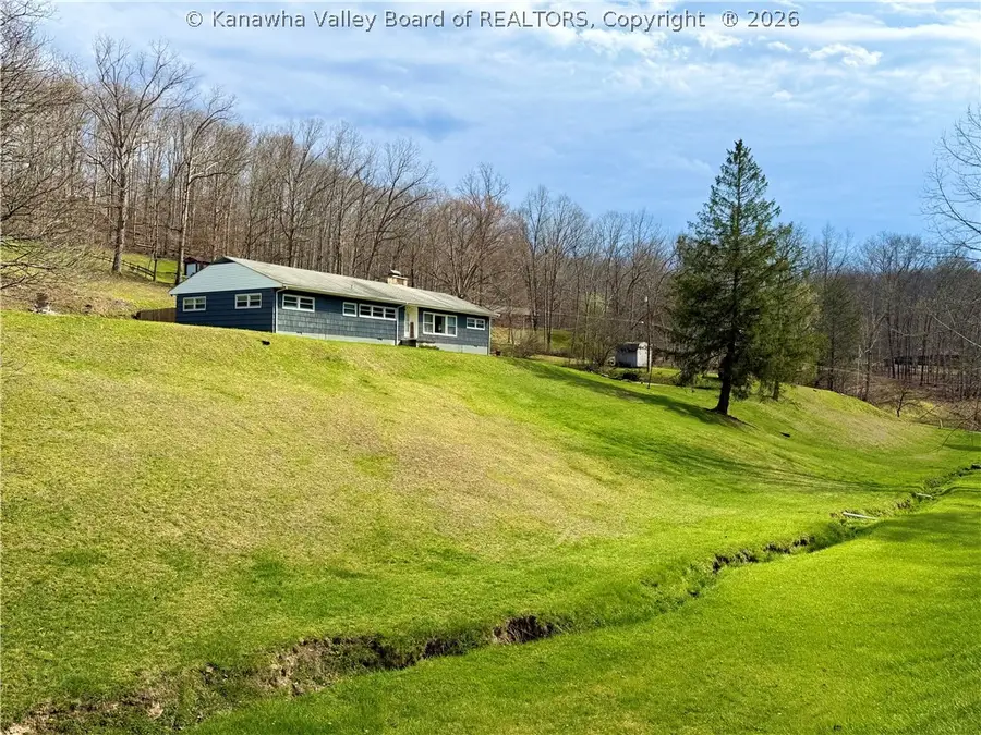 9 Samantha Drive, Clendenin, WV 25045 - #2