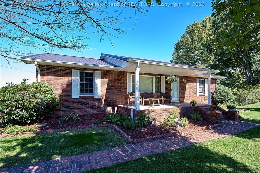 2599 Cross Creek Road, Buffalo, WV 25033 - #2