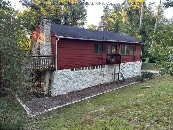 10 Augusta Place, South Charleston, WV 25309