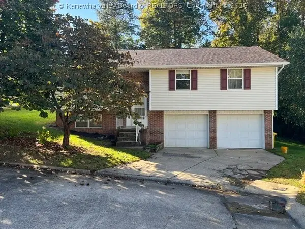 502 Harriet Court, Hurricane, WV 25526