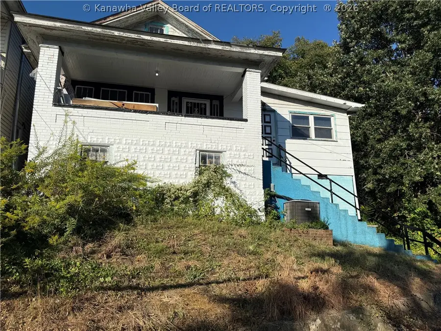 615 Locust Street, Logan, WV 25601 - #2