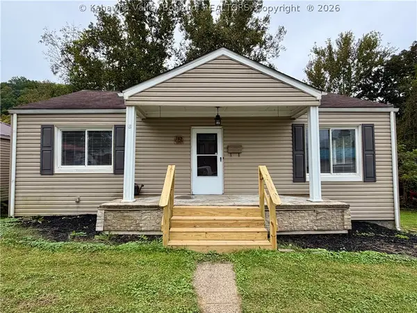 107 Fairview Drive, Hurricane, WV 25526