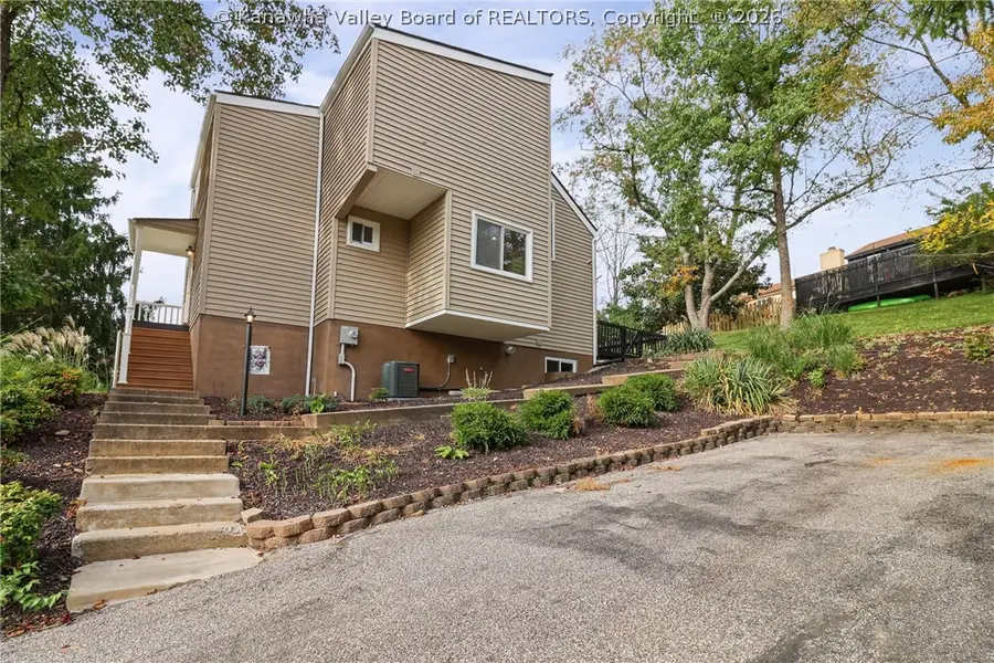 2056 Oakridge Drive, Charleston, WV 25311 - #2