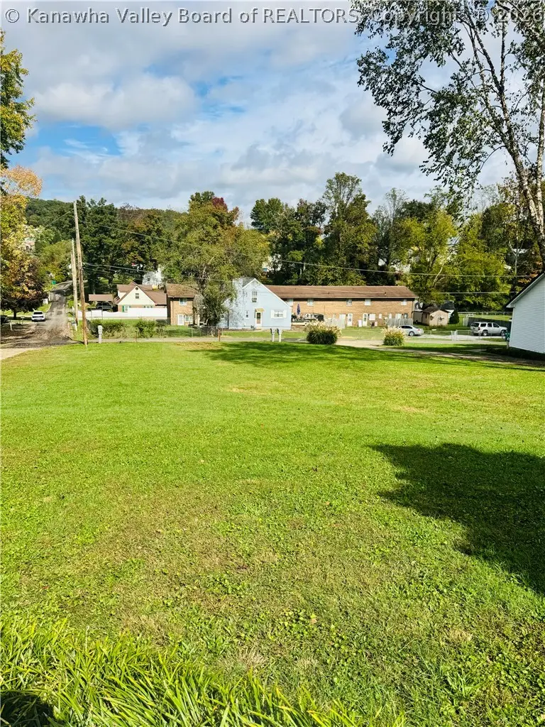 118 Oakwood Road, Cross Lanes, WV 25313 - #2