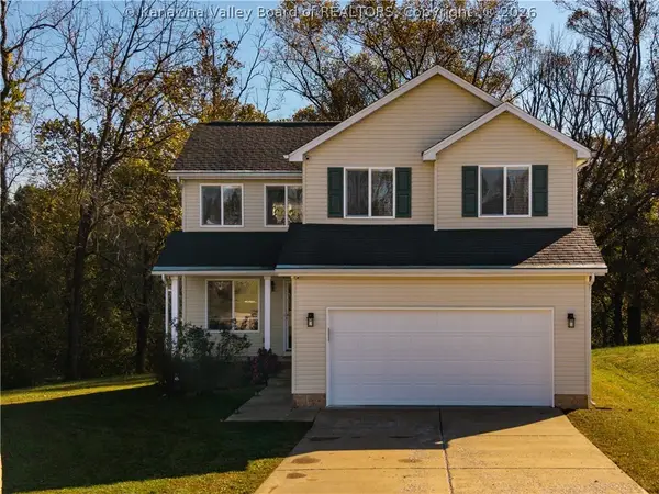 448 Oakwood Road, Culloden, WV 25510