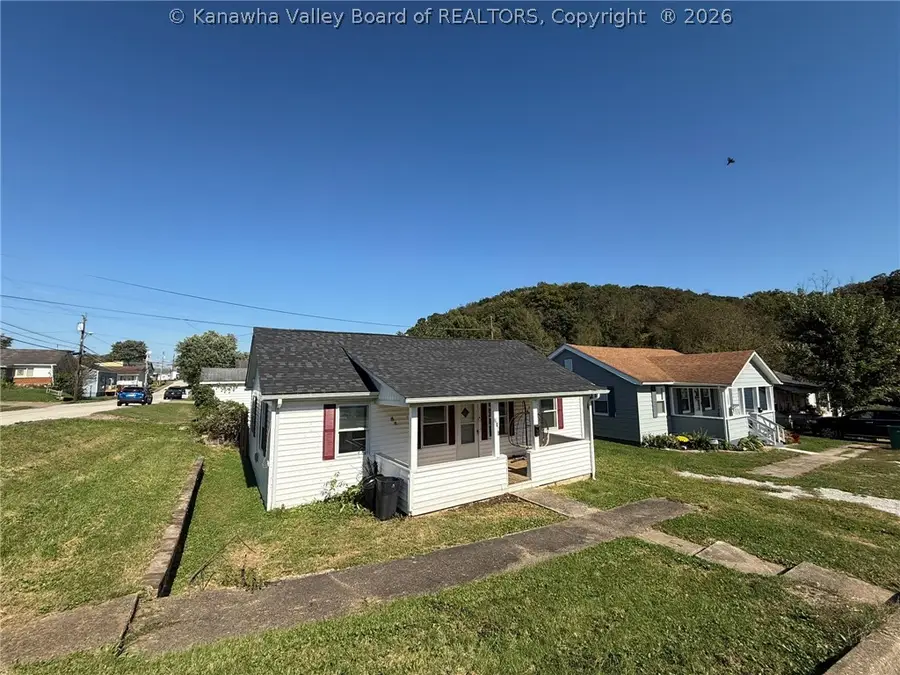 2919 29th Street, Nitro, WV 25143 - #3