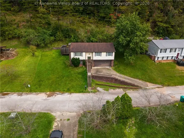 5007 Howards Fork Drive, Cross Lanes, WV 25313
