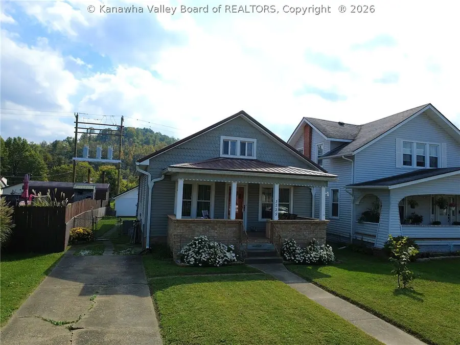 3229 Hughes Street, Huntington, WV 25704 - #2