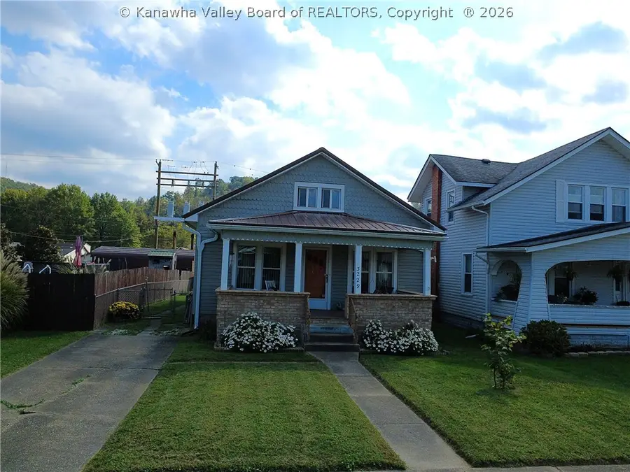 3229 Hughes Street, Huntington, WV 25704 - #3