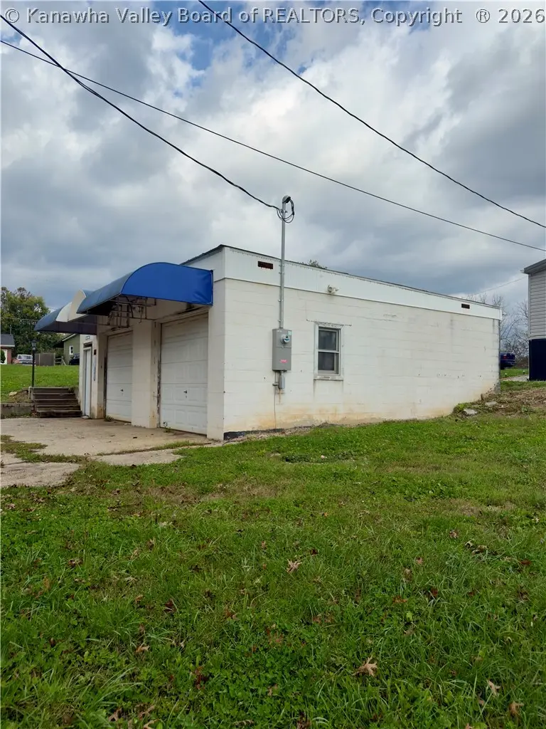1420 Strawberry Road, Saint Albans, WV 25177 - #3