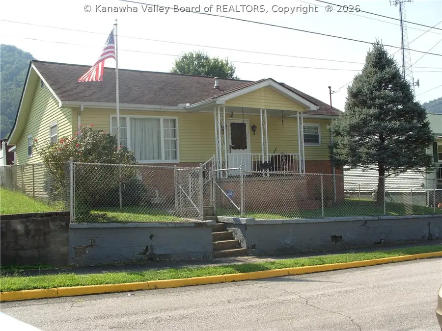 72 Howard Avenue, Smithers, WV 25186 - #2