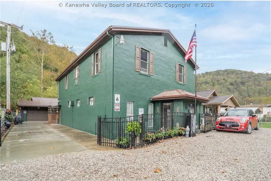 520 Campbells Creek Drive, Charleston, WV 25306 - #2