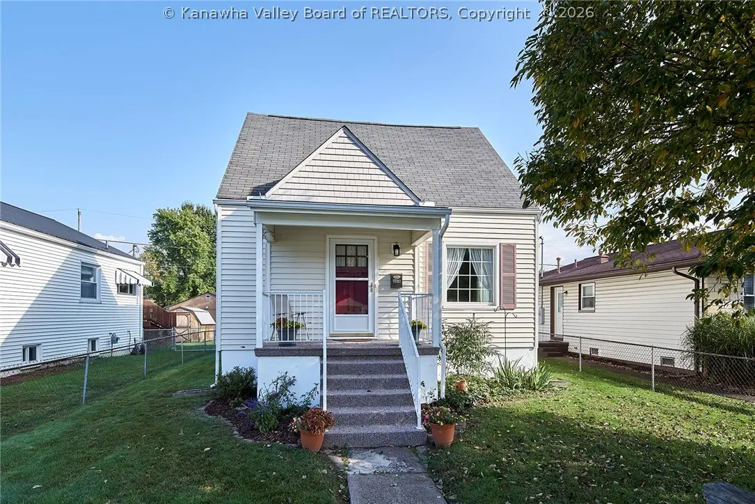 2616 Washington Avenue, Saint Albans, WV 25177 - #1