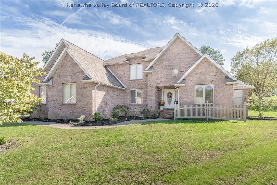 231 Glen Oaks Court, Hurricane, WV 25526 - #1