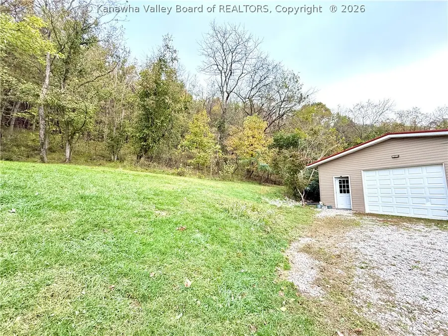 5922 Charleston Road, Point Pleasant, WV 25550 - #2