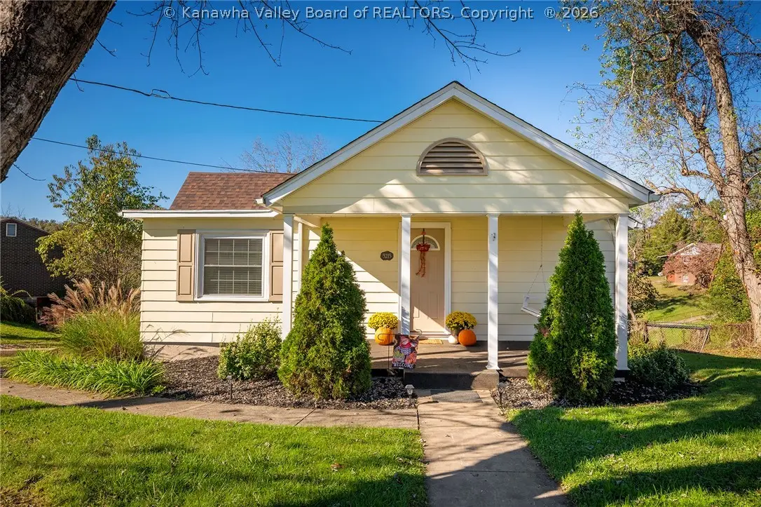 5215 Monta Vista Drive, Cross Lanes, WV 25313 - #1