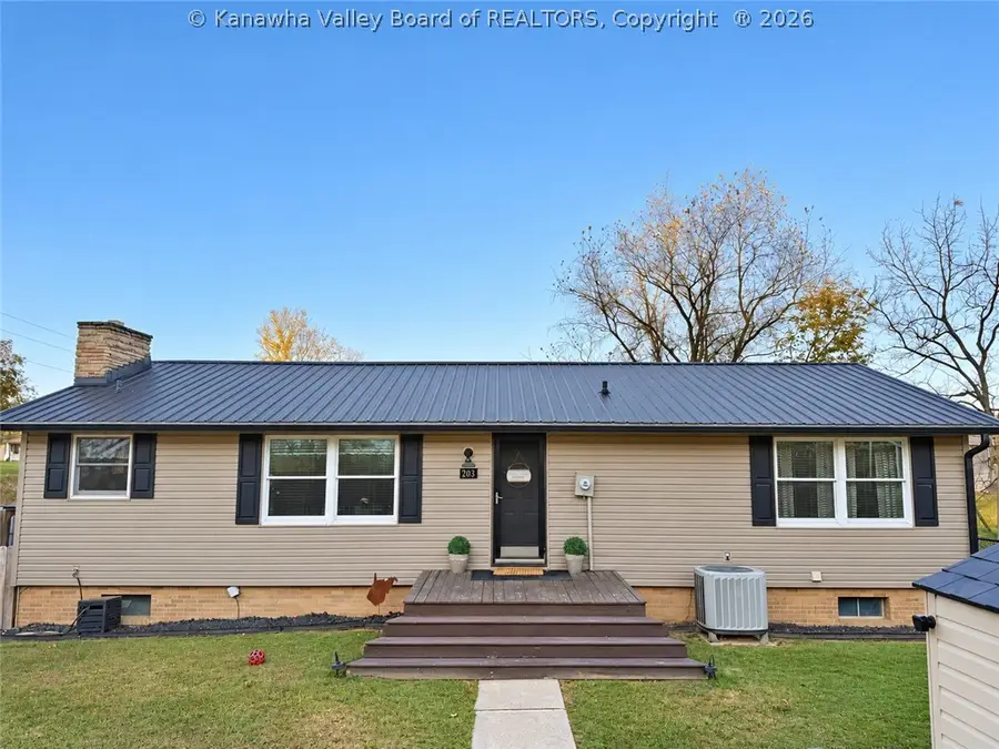 203 7th Street, New Haven, WV 25265 - #3