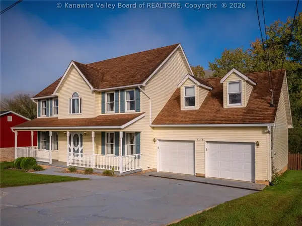 115 Rosewood Drive, Hurricane, WV 25526