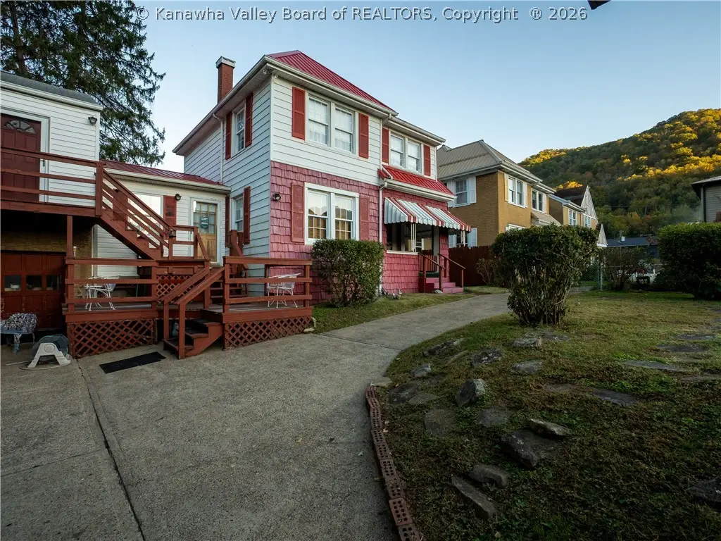 612-C 5th Avenue, Montgomery, WV 25136 - #1
